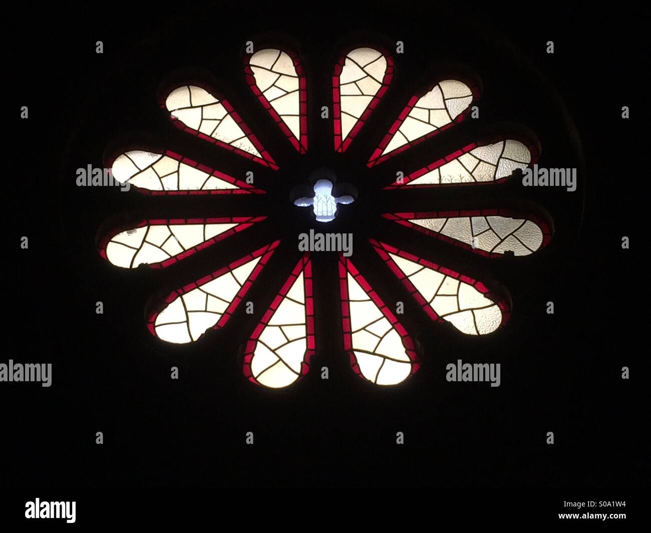 Beflecken Sie Glasfenster in Santa Barbara Gerichtshaus - Smartphone-aufgenommenes Stockfoto