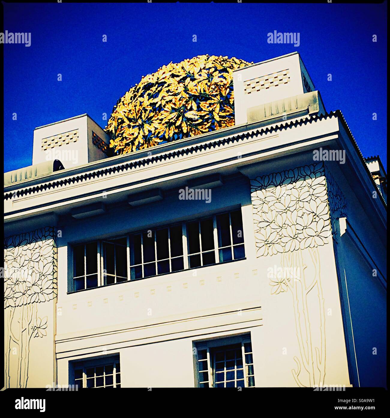 Wiener Secessionsgebaude Stockfotos Und Bilder Kaufen Alamy