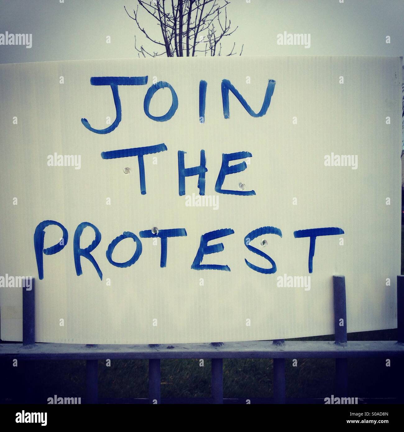 Wassergebühren protestieren Zeichen "Join The Protest" in Ballyogan, Dublin, Irland Stockfoto