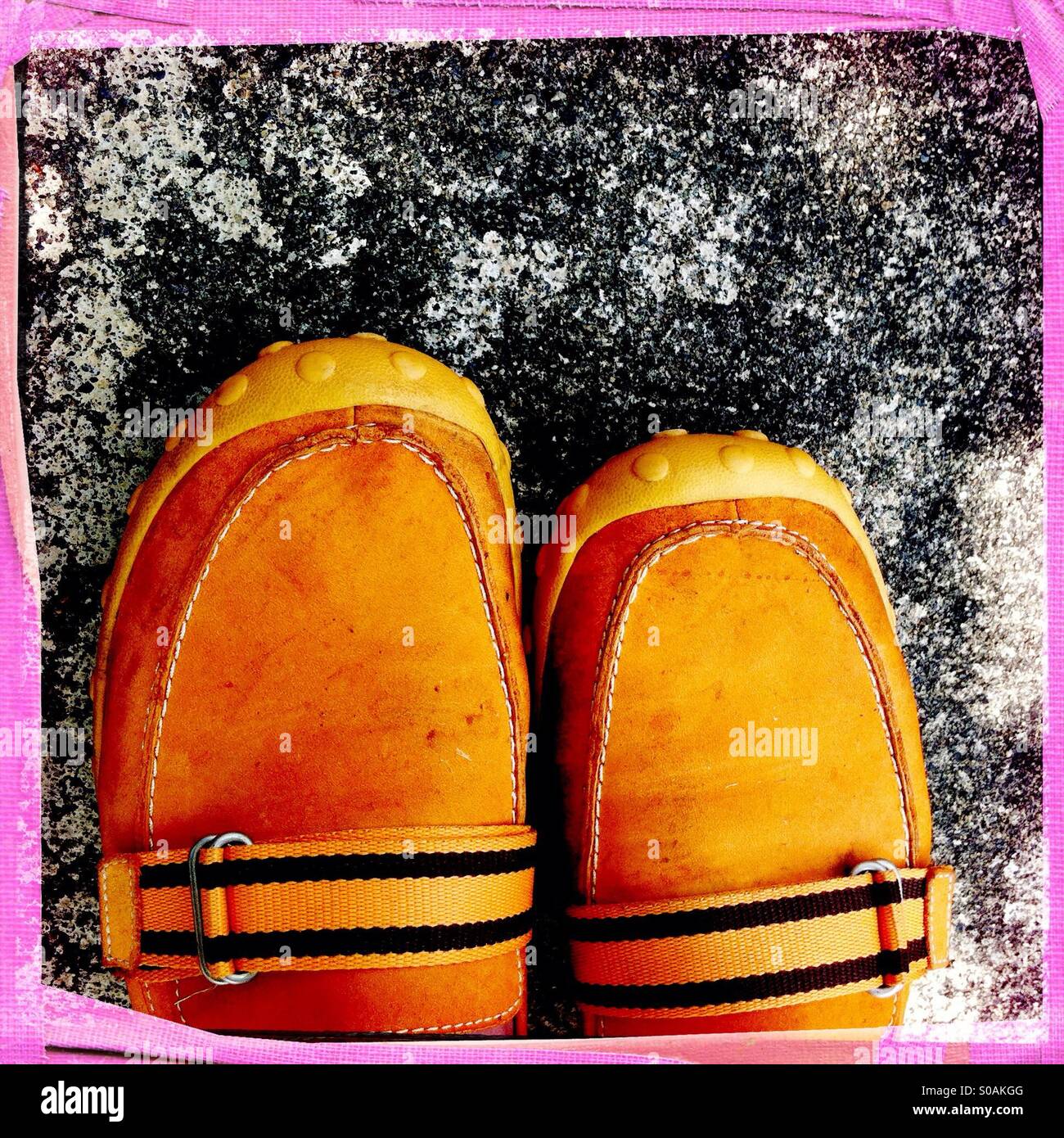Sehr orange Schuhe Stockfoto