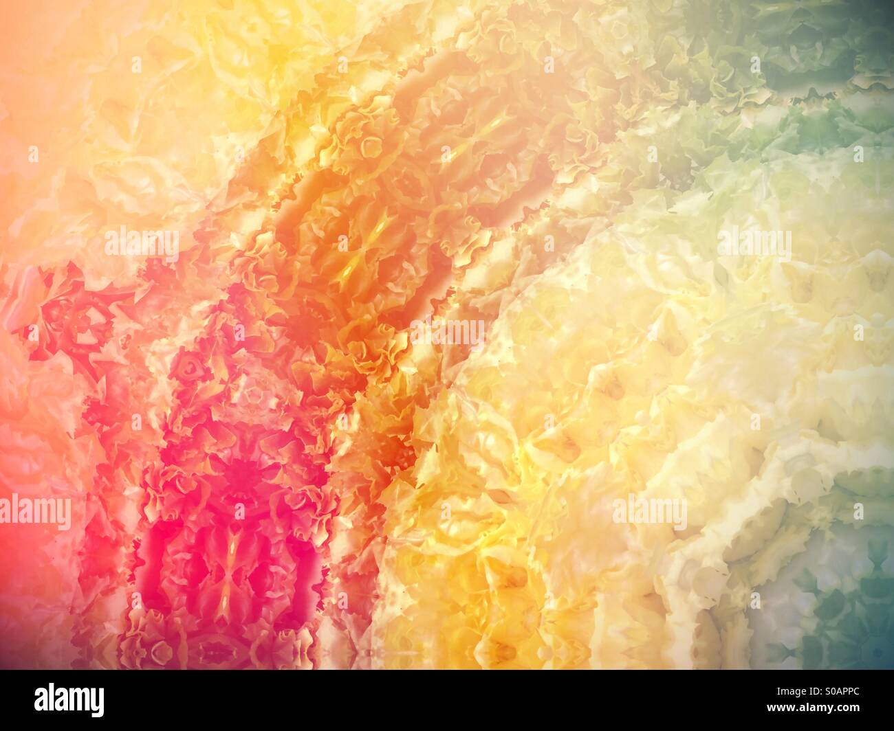 Abstrakter regenbogenheller Hintergrund mit weichem Farbverlauf und schillernden Farben - Smartphone-aufgenommenes Stockfoto