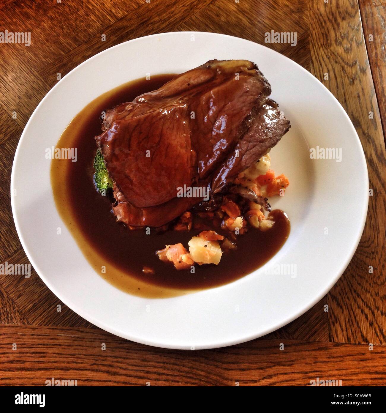 Sonntagmittag Roastbeef - Smartphone-aufgenommenes Stockfoto
