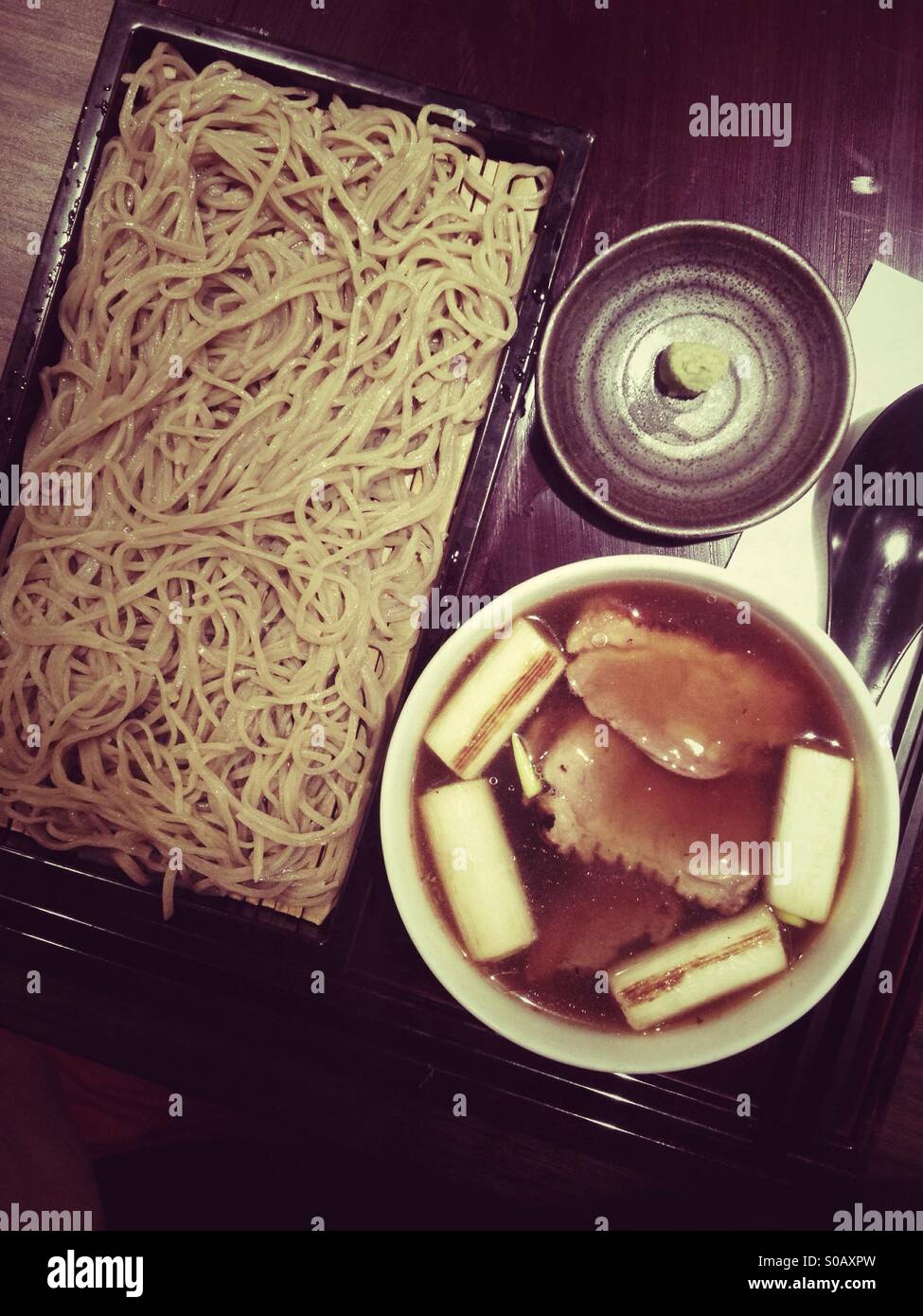 Japanische soba - Smartphone-aufgenommenes Stockfoto