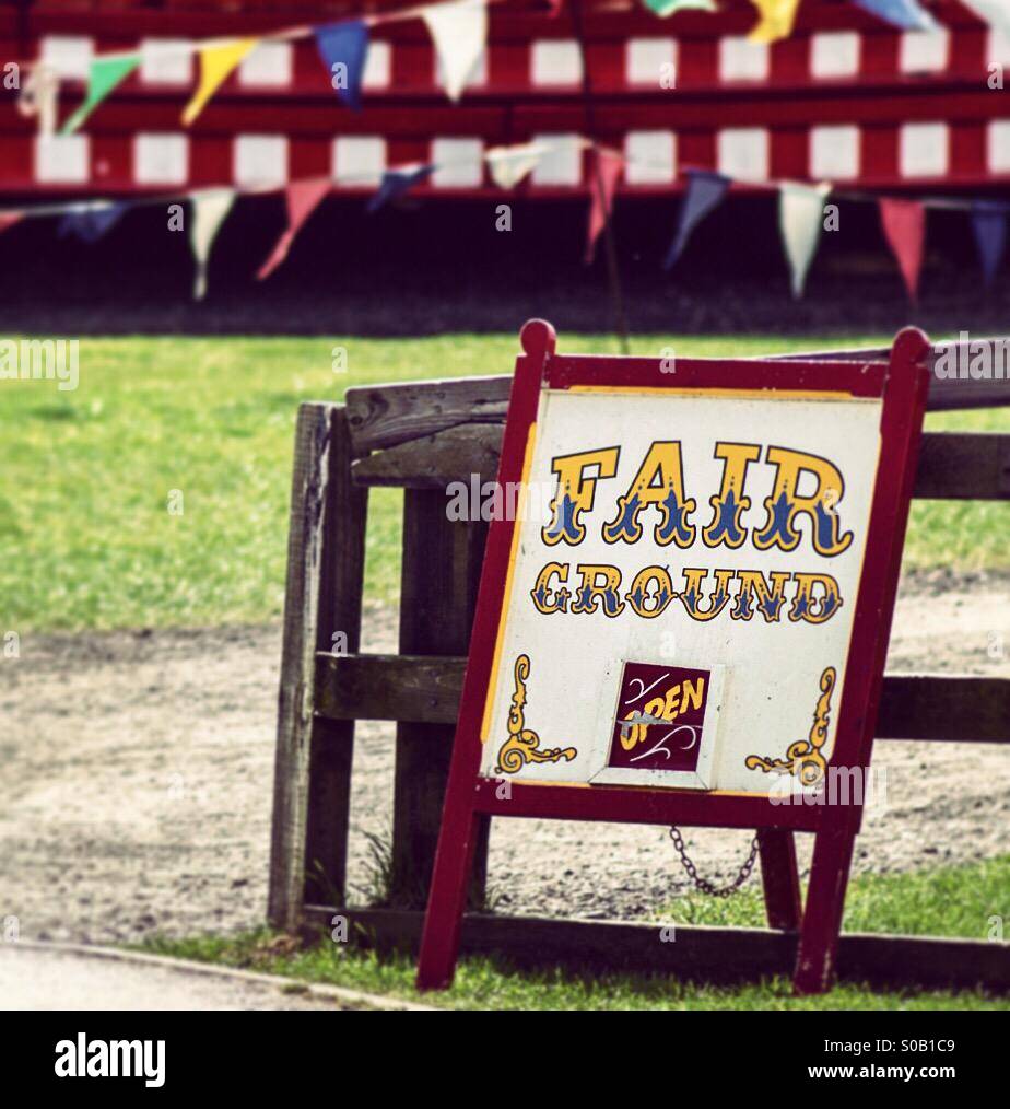 Messegelände Schild "geöffnet" Stockfoto