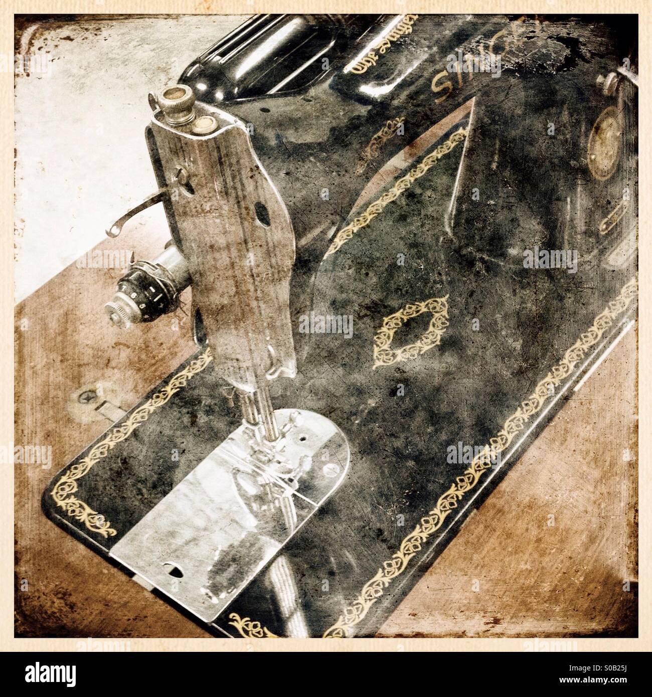 Antike Nähmaschine. Stockfoto