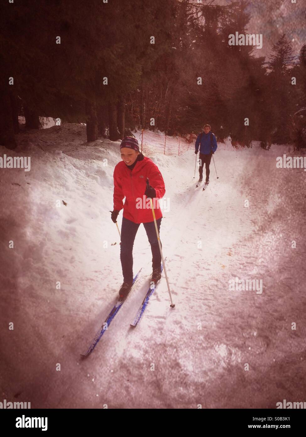 Freunde Langlauf - Smartphone-aufgenommenes Stockfoto