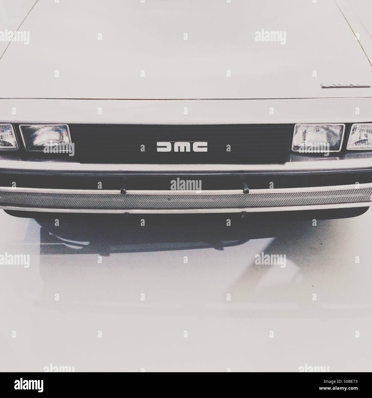 DMC Delorean - Smartphone-aufgenommenes Stockfoto