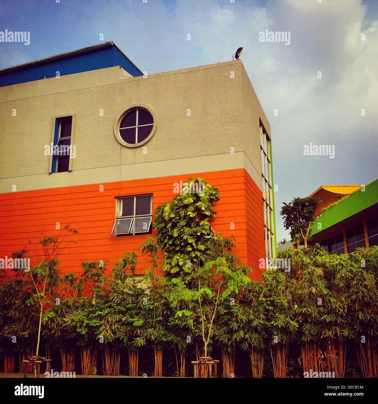 Modernes Haus in Thailand in Bangkok - Smartphone-aufgenommenes Stockfoto