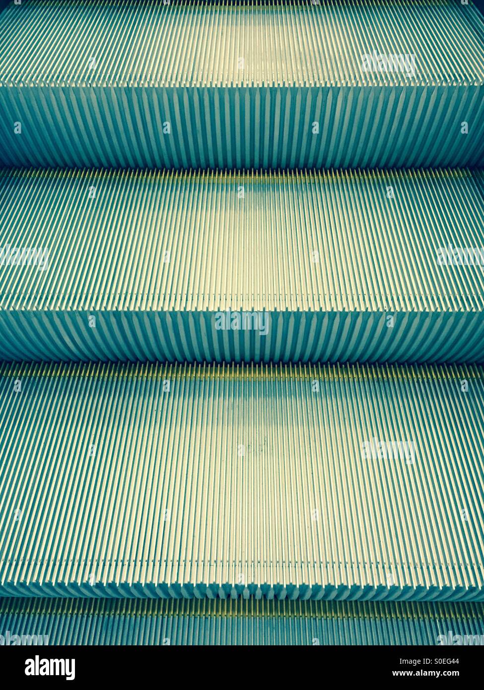 Rolltreppenstufen Stockfoto