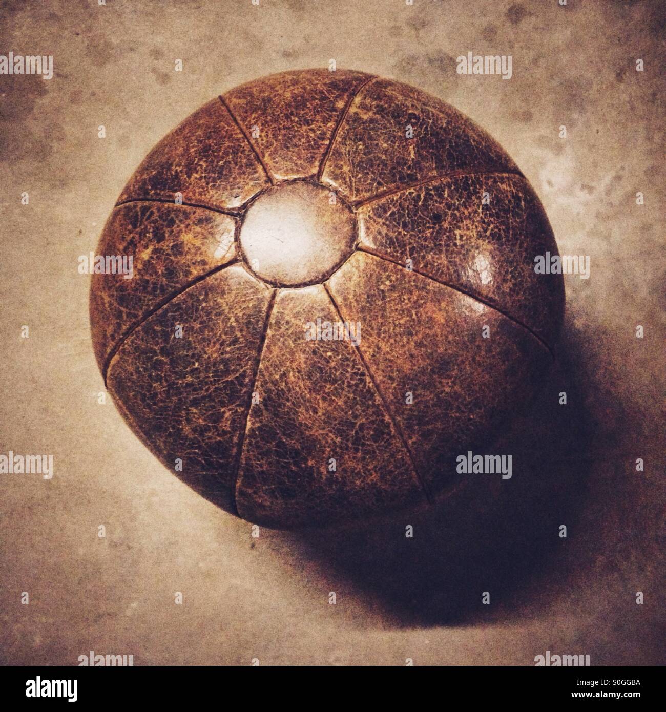 Vintage Medizinball - Smartphone-aufgenommenes Stockfoto