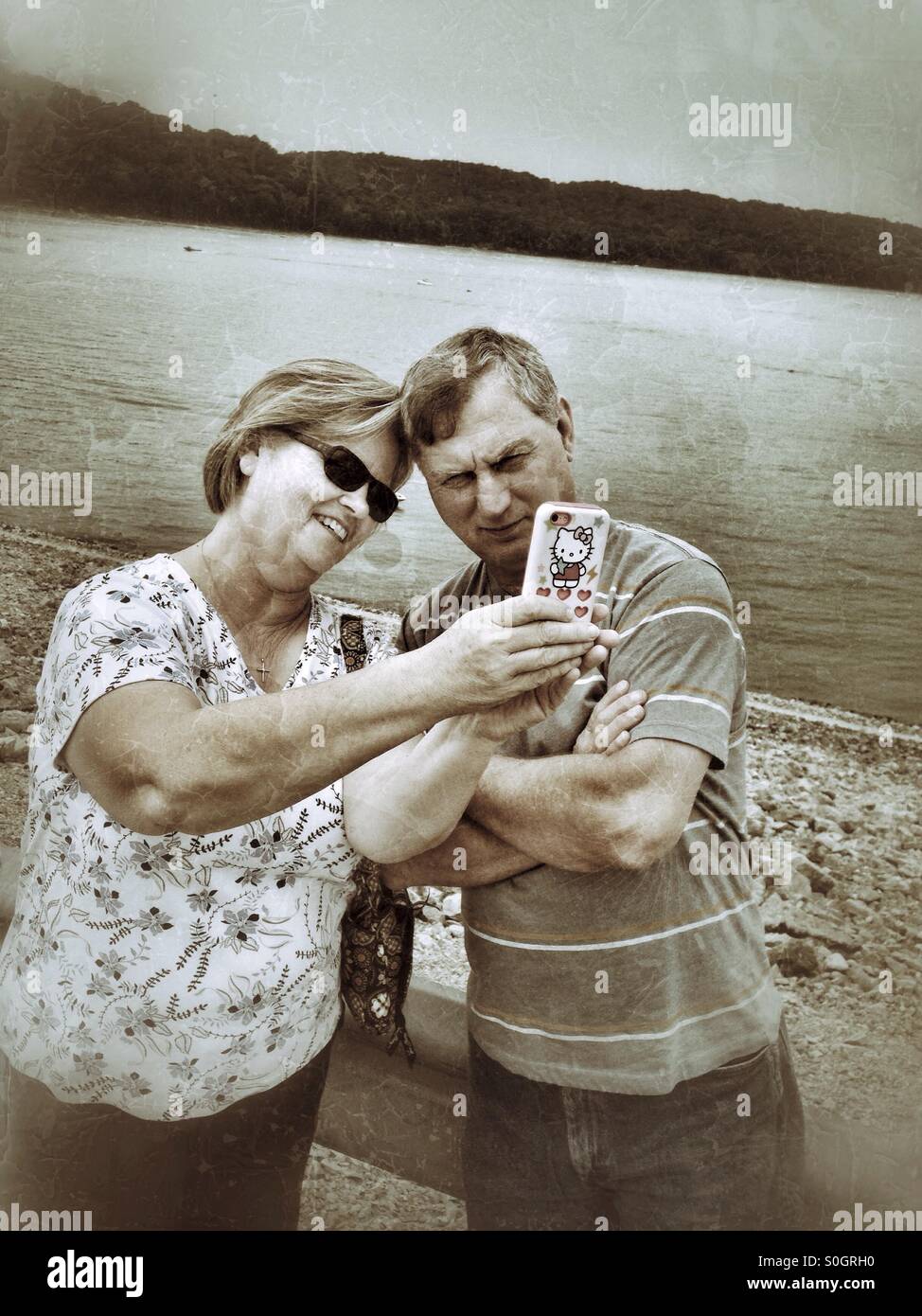 Ein paar Anzeigen von Smartphone-Fotos (1). - Smartphone-aufgenommenes Stockfoto