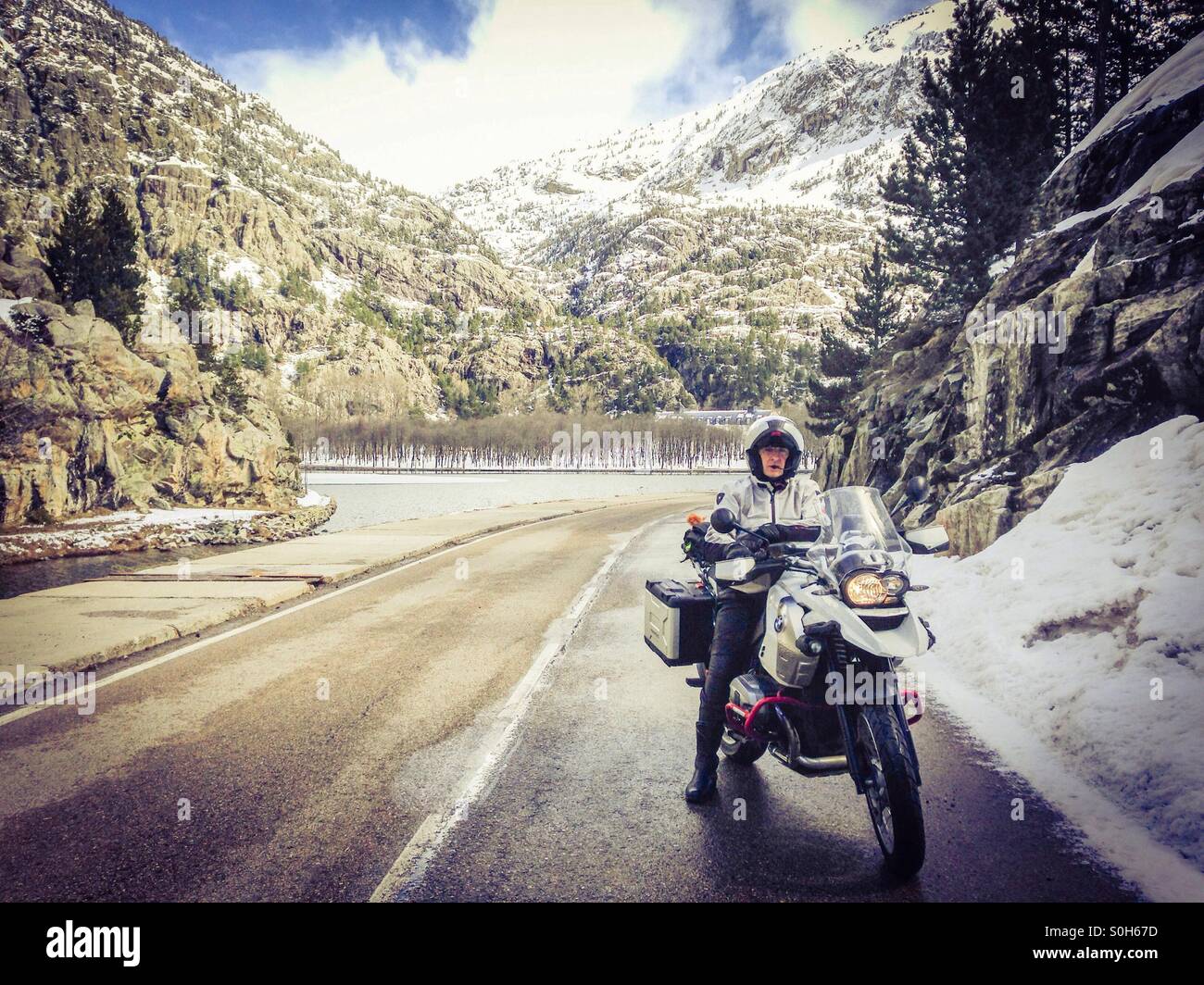 Motorradfahren rund um die Pyrenäen. Stockfoto