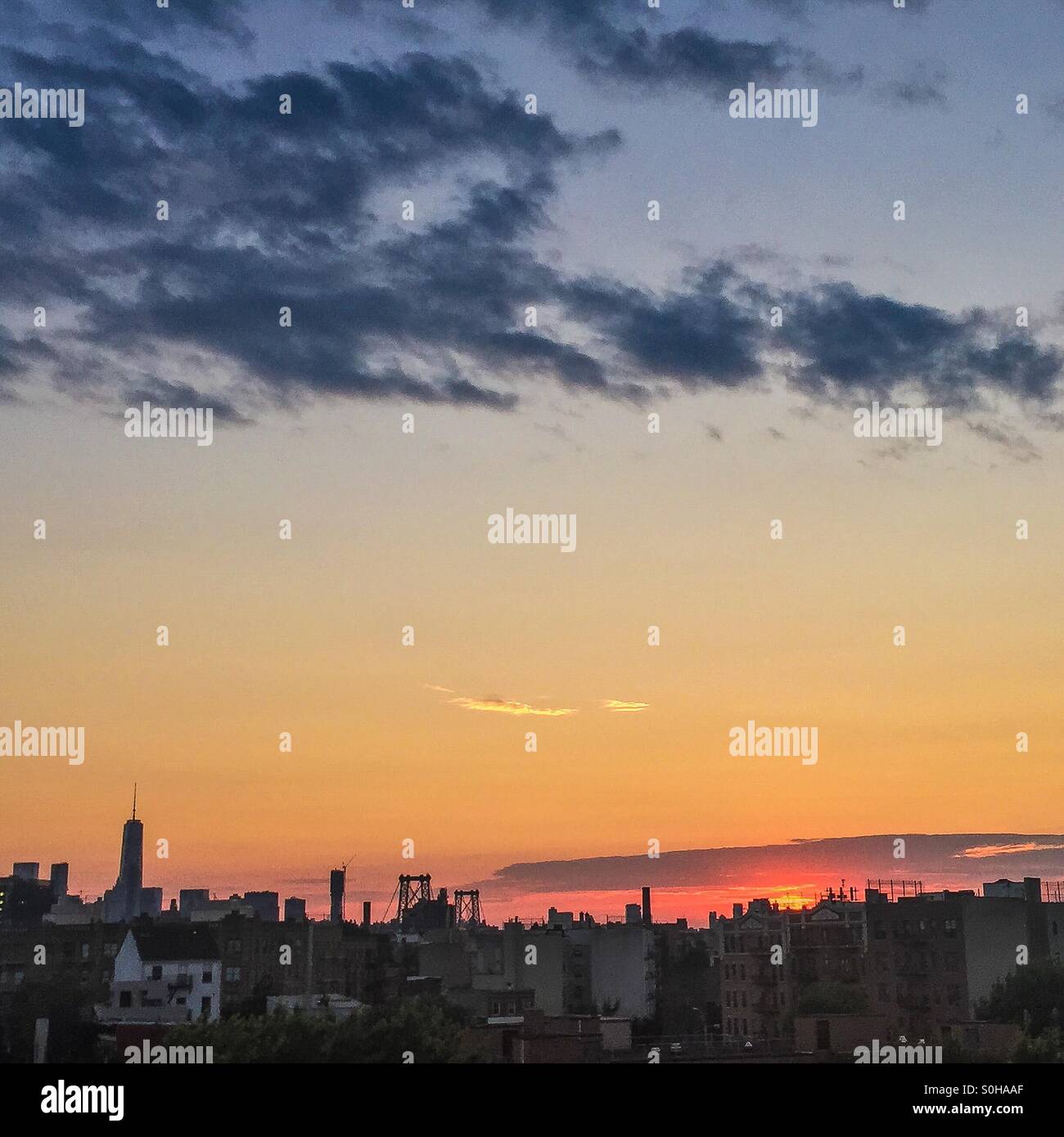 New York City von Williamsburg, Brooklyn. - Smartphone-aufgenommenes Stockfoto