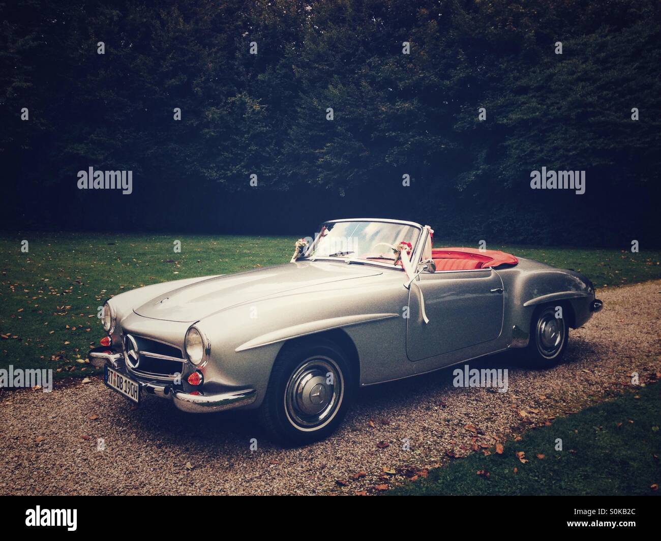 Mercedes - Smartphone-aufgenommenes Stockfoto