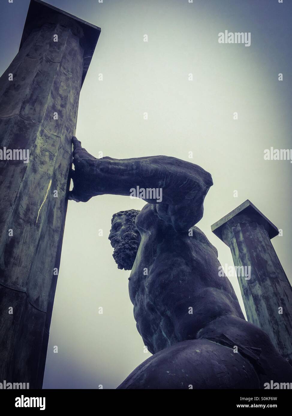 Die säulen von herkules Fotos und Bildmaterial in hoher Auflösung Alamy