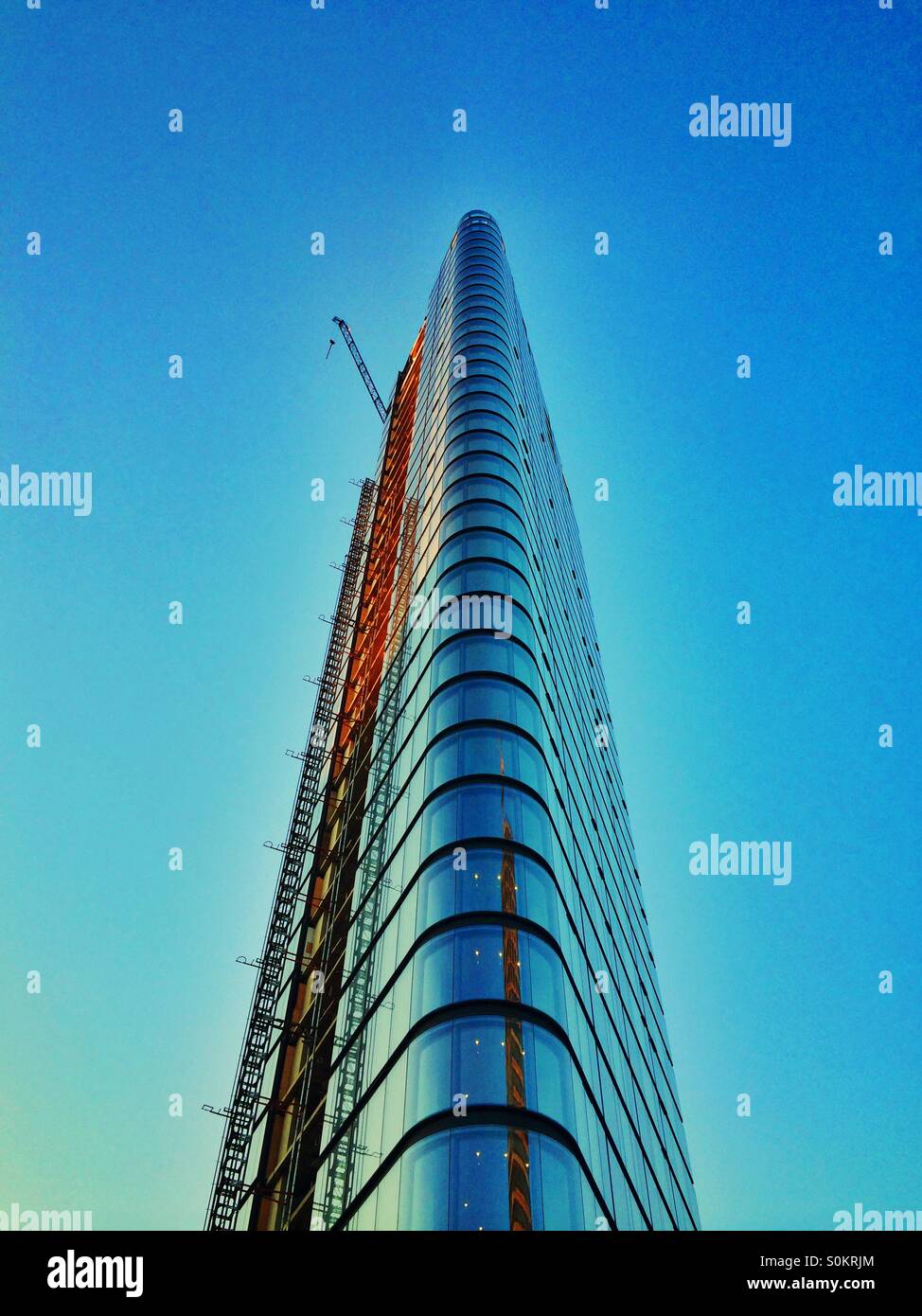 Ein Luxus Wohnblock auf City Road, Islington, London - Smartphone-aufgenommenes Stockfoto