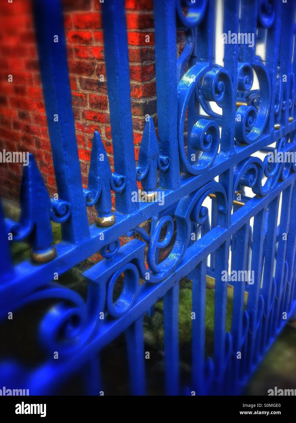 Reich verzierte Tor England UK - Smartphone-aufgenommenes Stockfoto