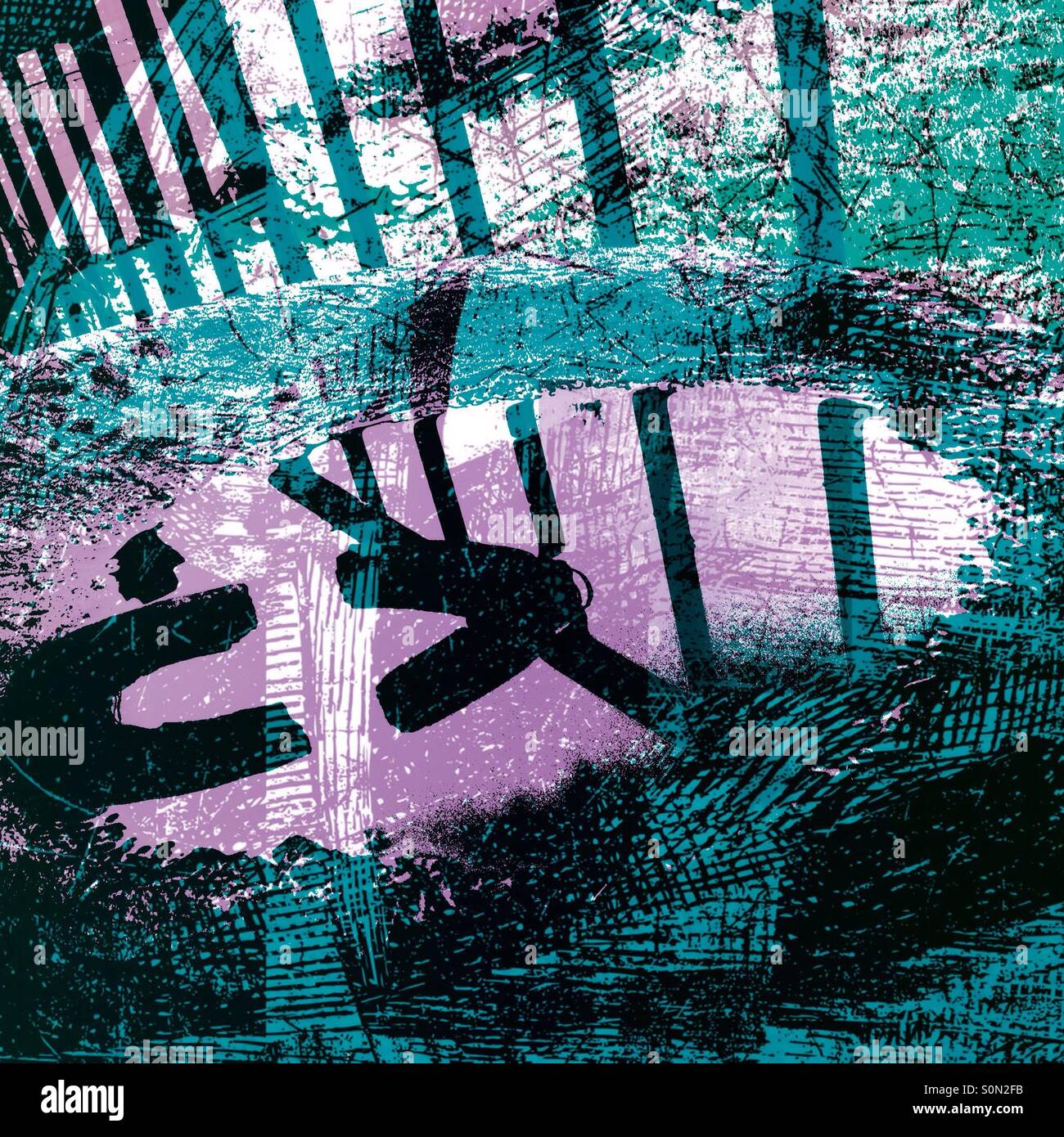 Regen Wasser Pfütze auf einer alten Staub bin Deckel - Smartphone-aufgenommenes Stockfoto