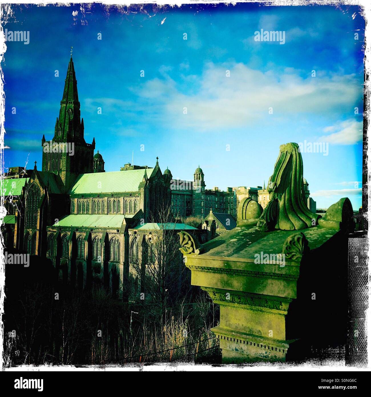 Hipstamatic von Glasgow Carhedral Schottland Stockfoto