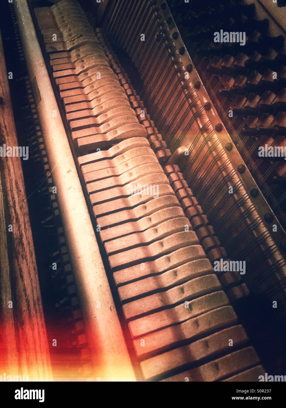 Interne Mechanismen eines Klaviers Stockfoto