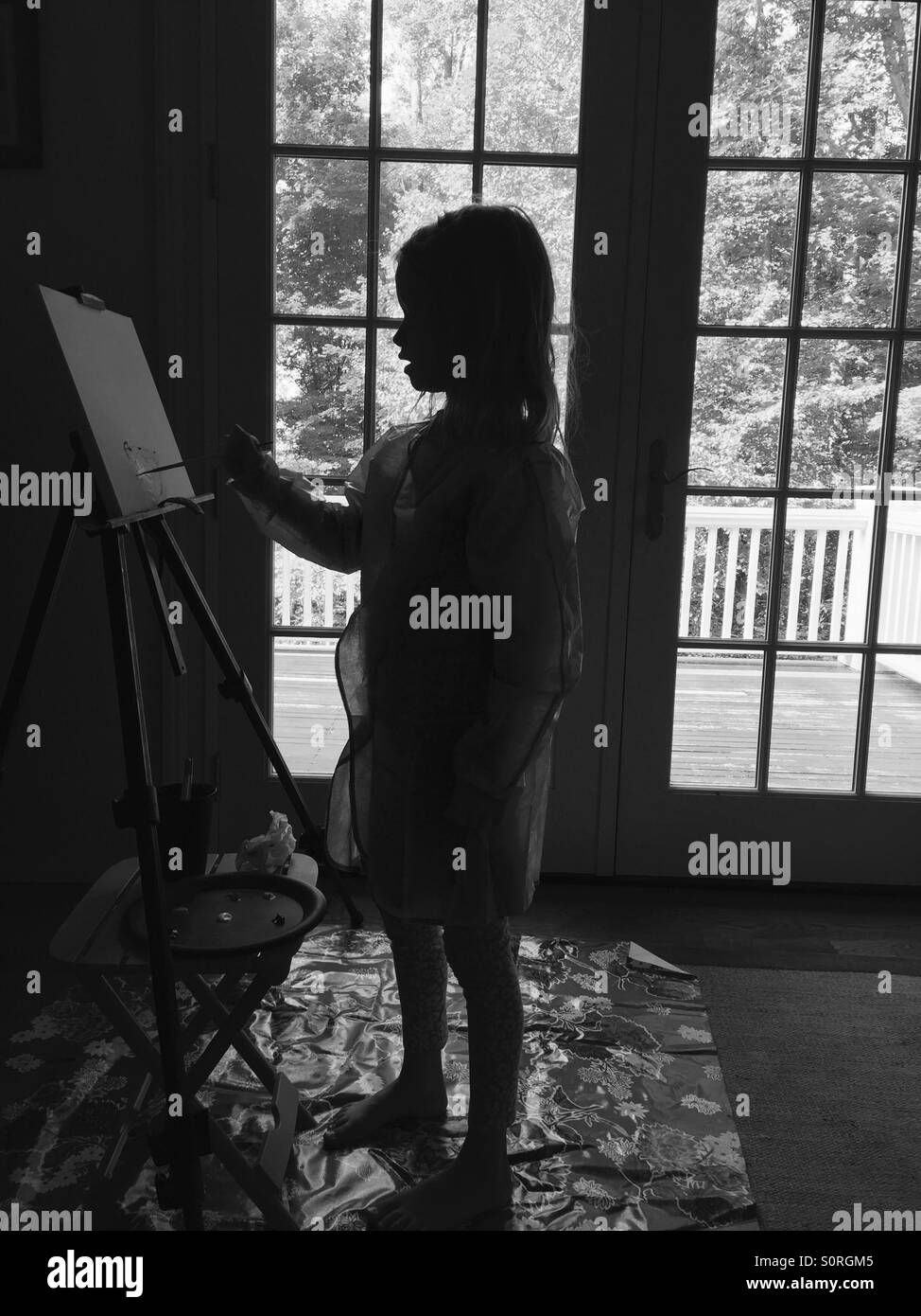 Silhouette der Mädchen malen Stockfoto
