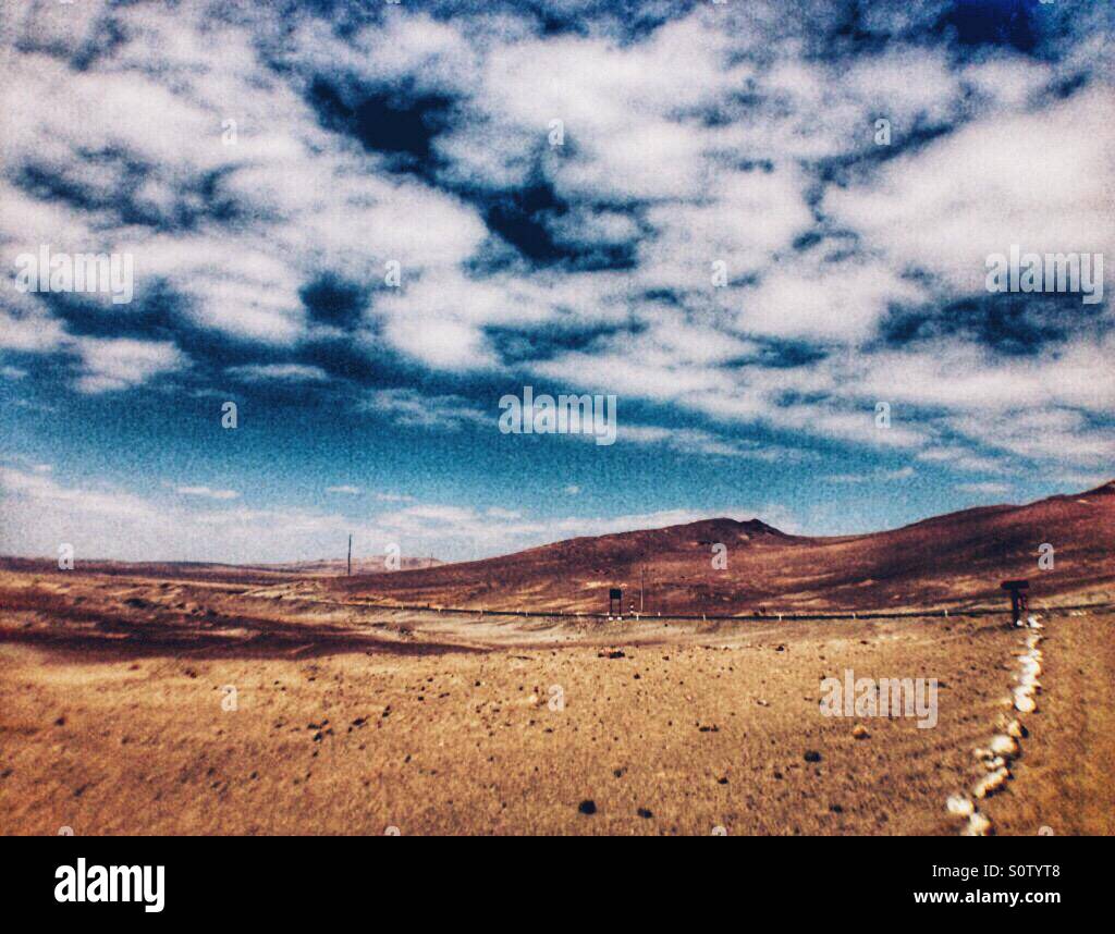 Dessert mit blauem Himmel - Smartphone-aufgenommenes Stockfoto