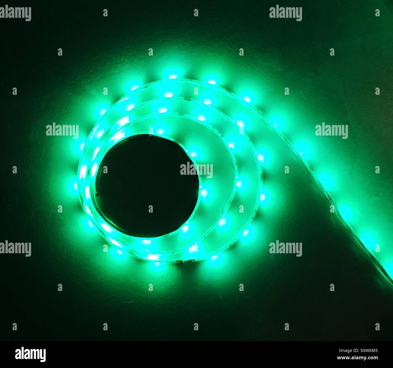 Grüne LED-Licht - Smartphone-aufgenommenes Stockfoto