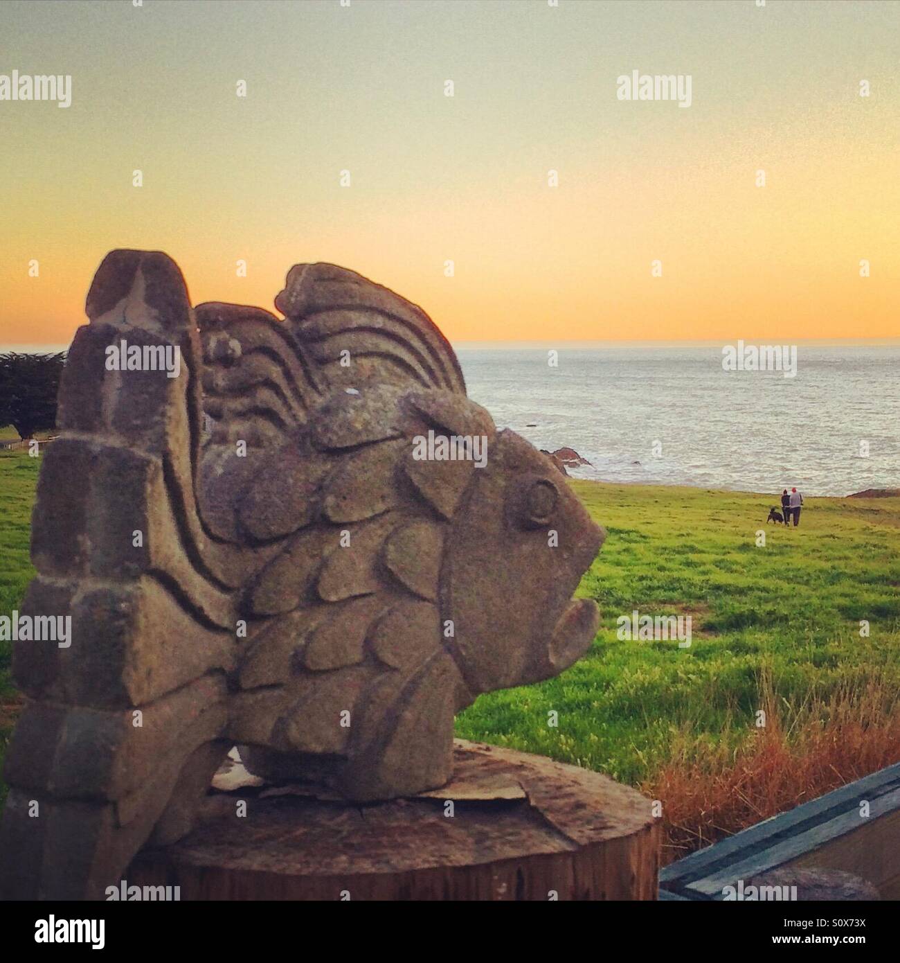 Ocean View Fisch Skulptur - Smartphone-aufgenommenes Stockfoto