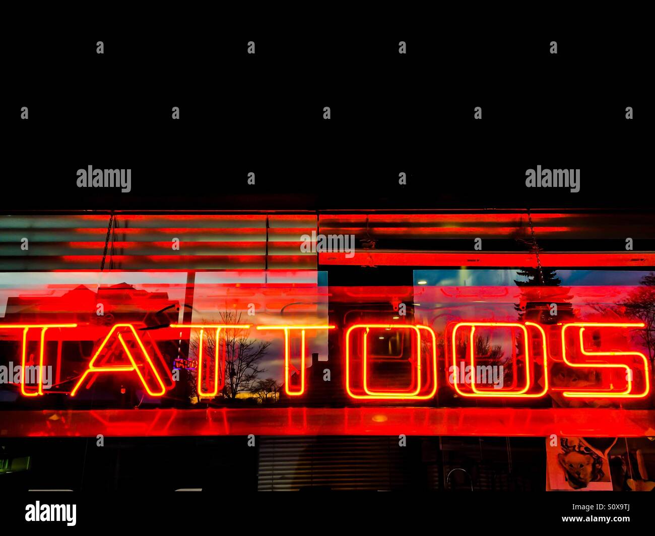 Tätowierungen-neon Stockfoto