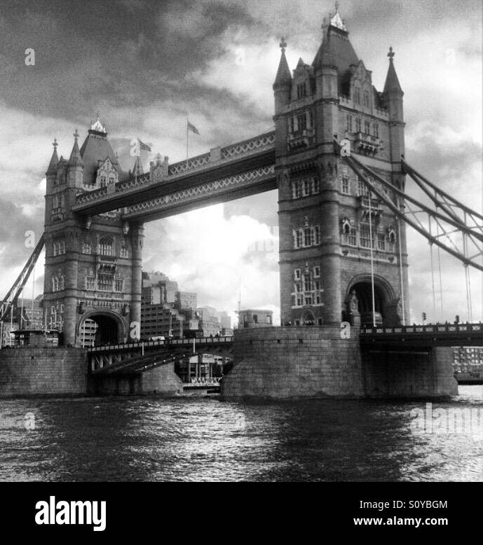 Black und White Tower Bridge, London Stockfoto