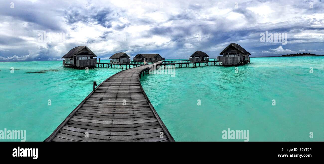 Wasser-Bungalows auf den Malediven Stockfoto