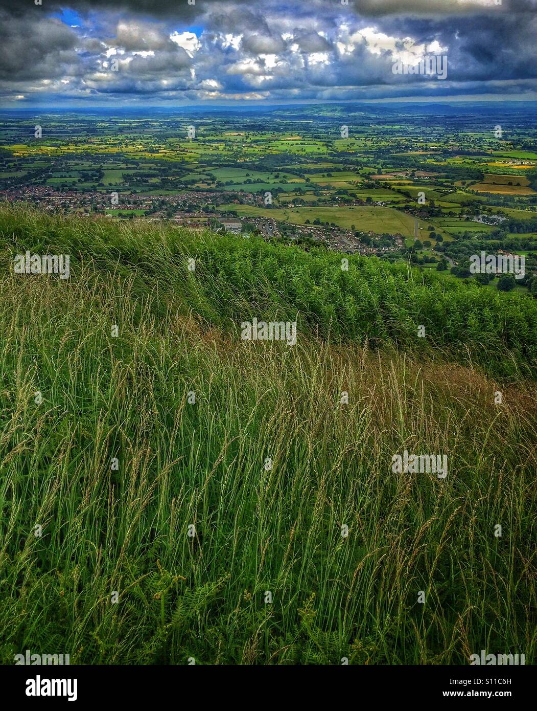 Blick von den Malvern Hills in Richtung Wales Stockfoto