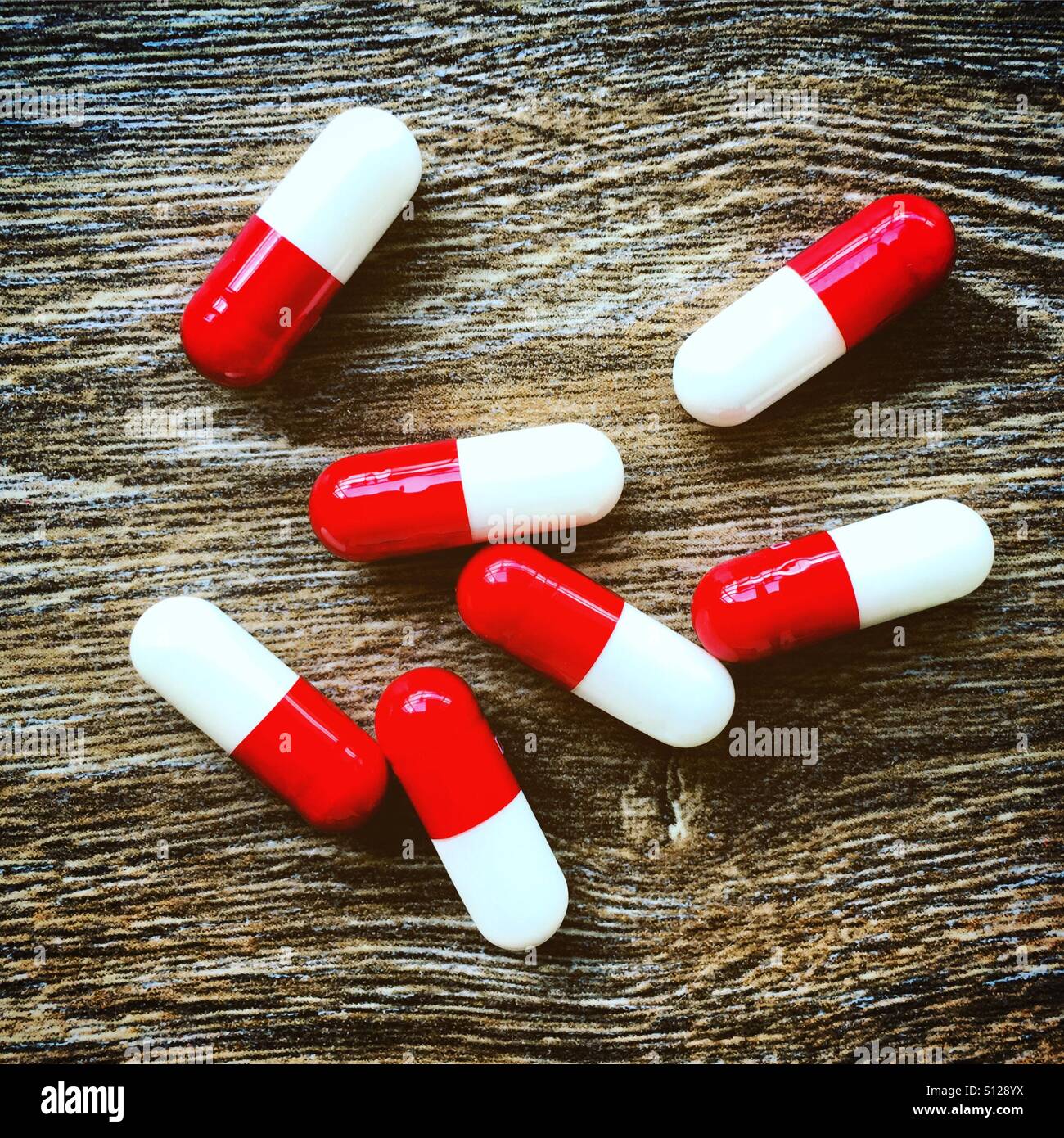 sieben Pillen - Smartphone-aufgenommenes Stockfoto