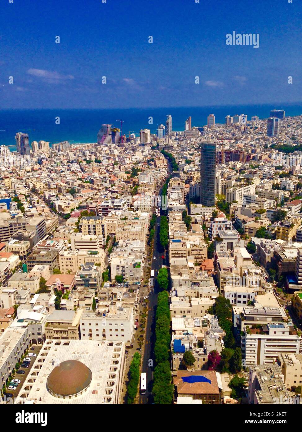 Luftaufnahme der Allenby Street in Tel-Aviv, Israel. Stockfoto