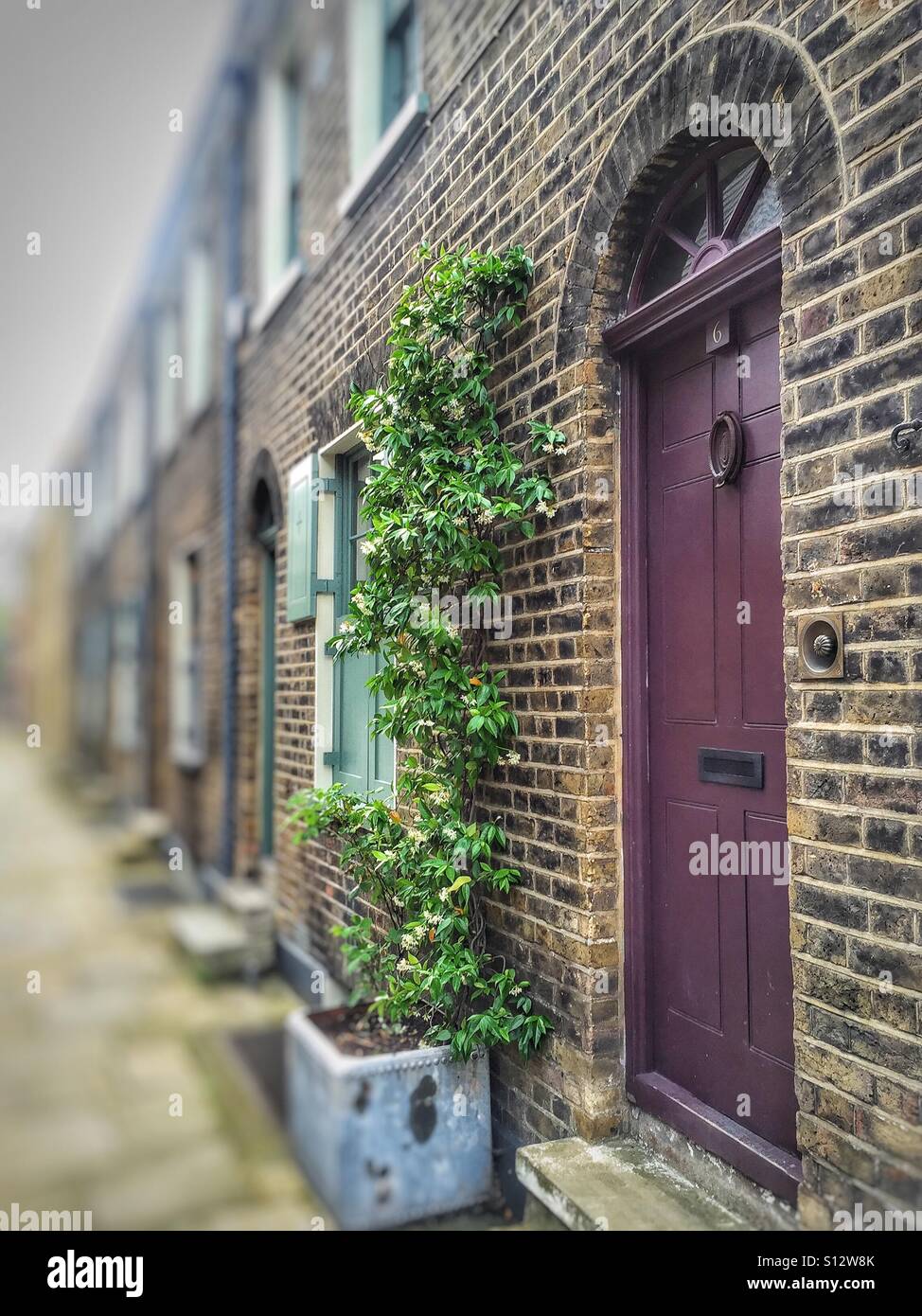 Restaurierten neunzehnten Jahrhunderts Terrasse fotografiert im Jahr 2016. Whitechapel, London, Vereinigtes Königreich Stockfoto