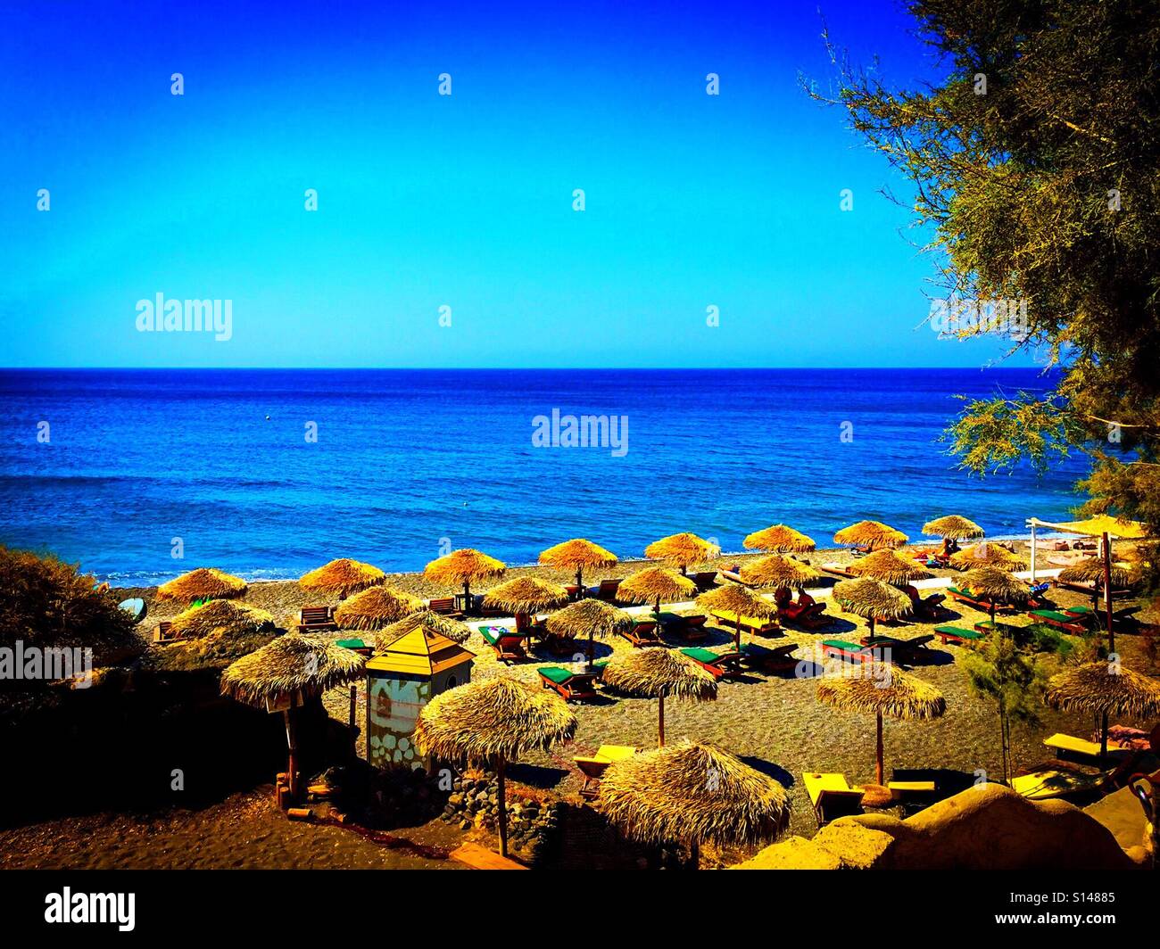 Eros-Strand auf der griechischen Insel Santorin. Stockfoto