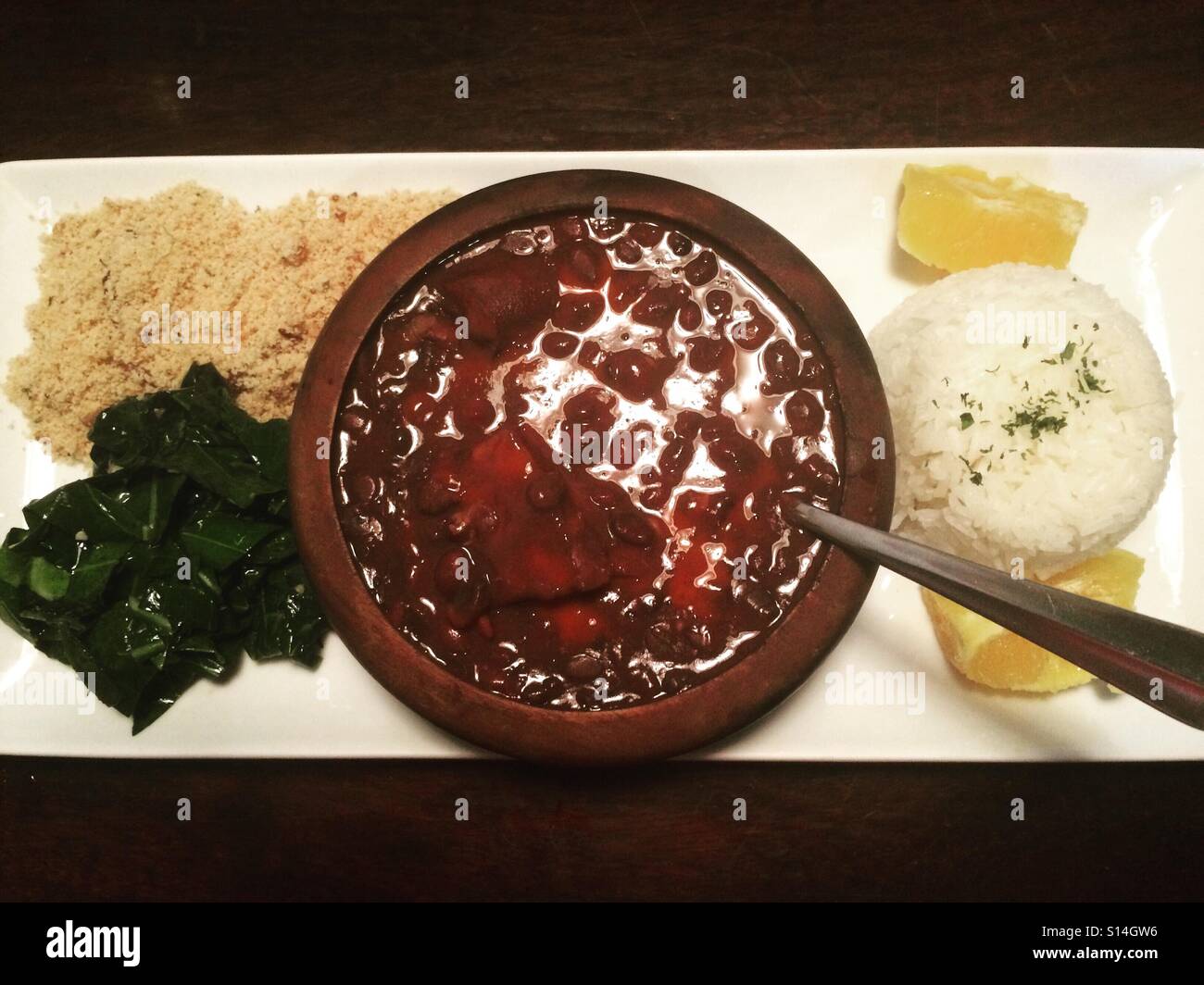 Brazilian feijoada -Fotos und -Bildmaterial in hoher Auflösung – Alamy Brazilian feijoada -Fotos und -Bildmaterial in hoher Auflösung – Alamy