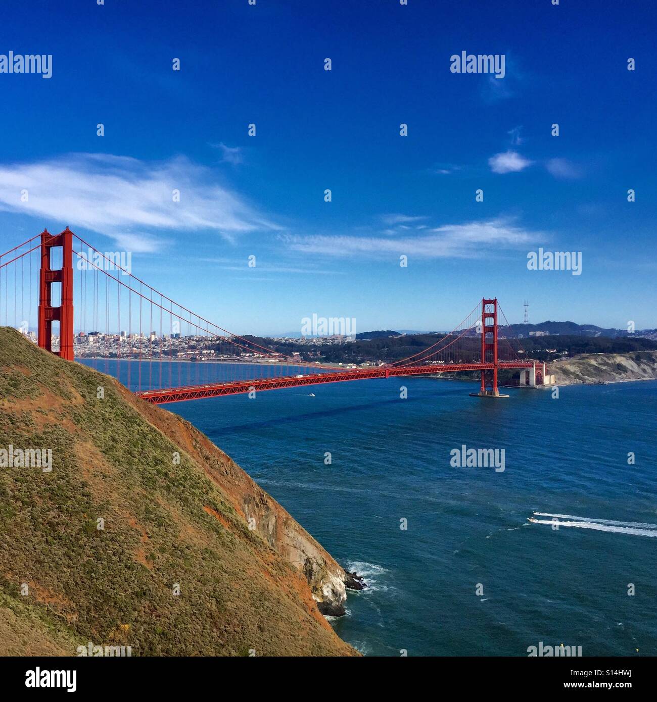 Schöne San Francisco Golden Gate Bridge von iPhone 6 s gefangen genommen. Was für ein schöner Tag in der Bay Area! 👒 Stockfoto