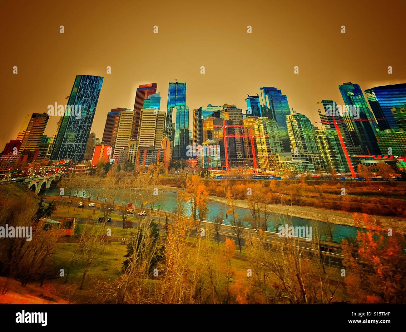 Die Skyline der Stadt in der Abenddämmerung Stockfoto