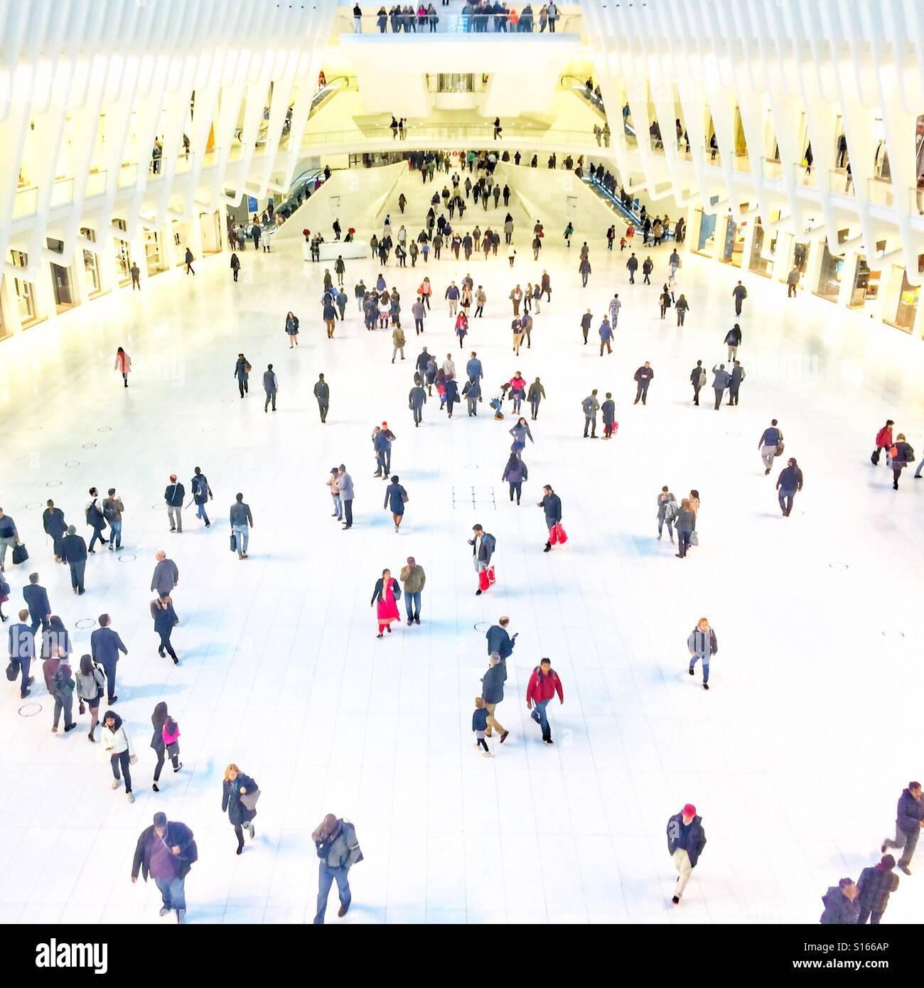 Oculus Transport Hub und Shopping-Mall, World Trade Center, New York City, Vereinigte Staaten von Amerika. - Smartphone-aufgenommenes Stockfoto