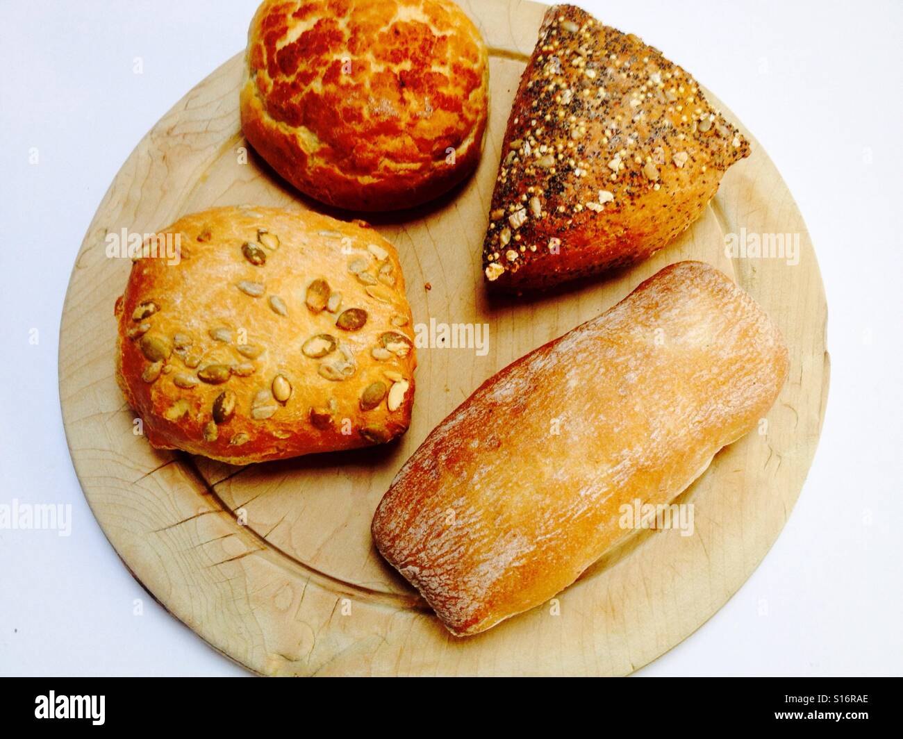 Auswahl an Brötchen - Smartphone-aufgenommenes Stockfoto