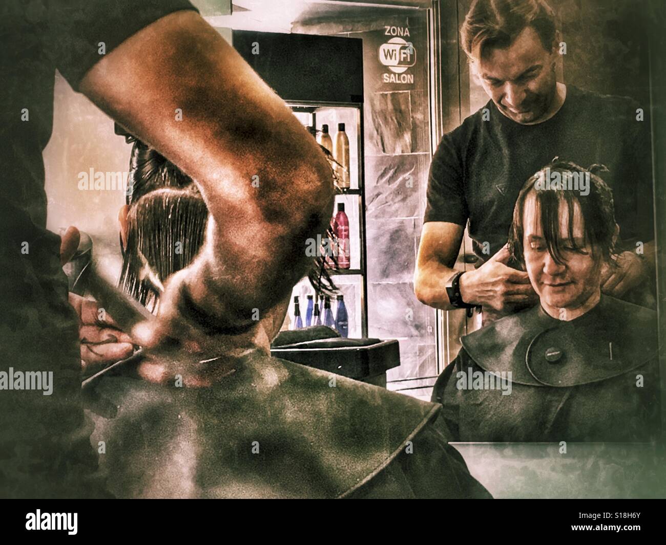 Dass ein Haarschnitt - Smartphone-aufgenommenes Stockfoto