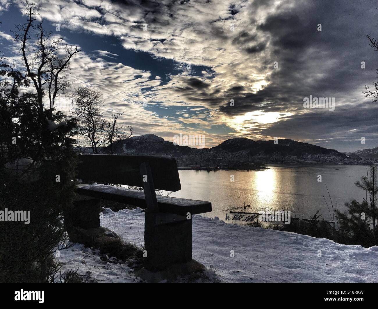 Sonnenuntergang über Byfjord, Bergen, Norwegen Stockfoto