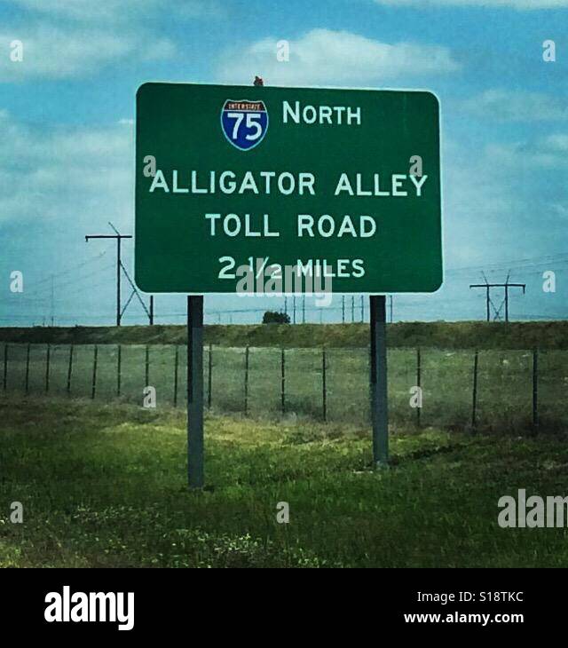 Maut Straßenschild für Alligator Alley in Südflorida. Stockfoto