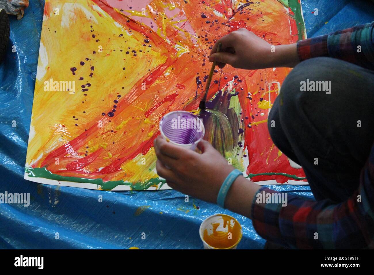 Kinder malen Stockfoto, Bild: 310605949 - Alamy