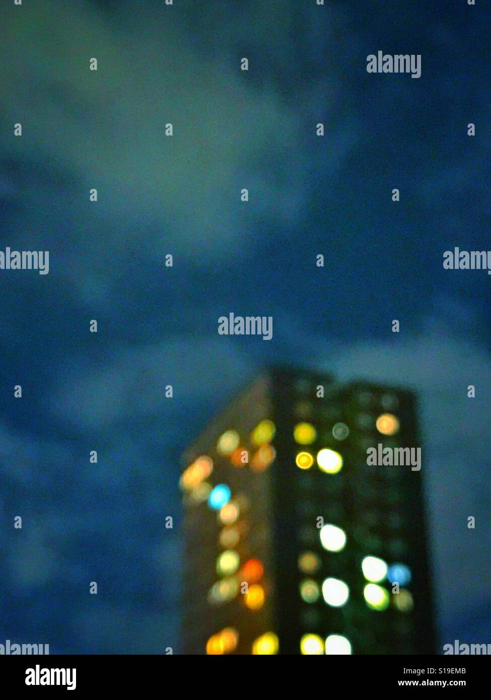 Ein Auszug aus dem Fokus, Hochhaus Wohnungen Stockfoto