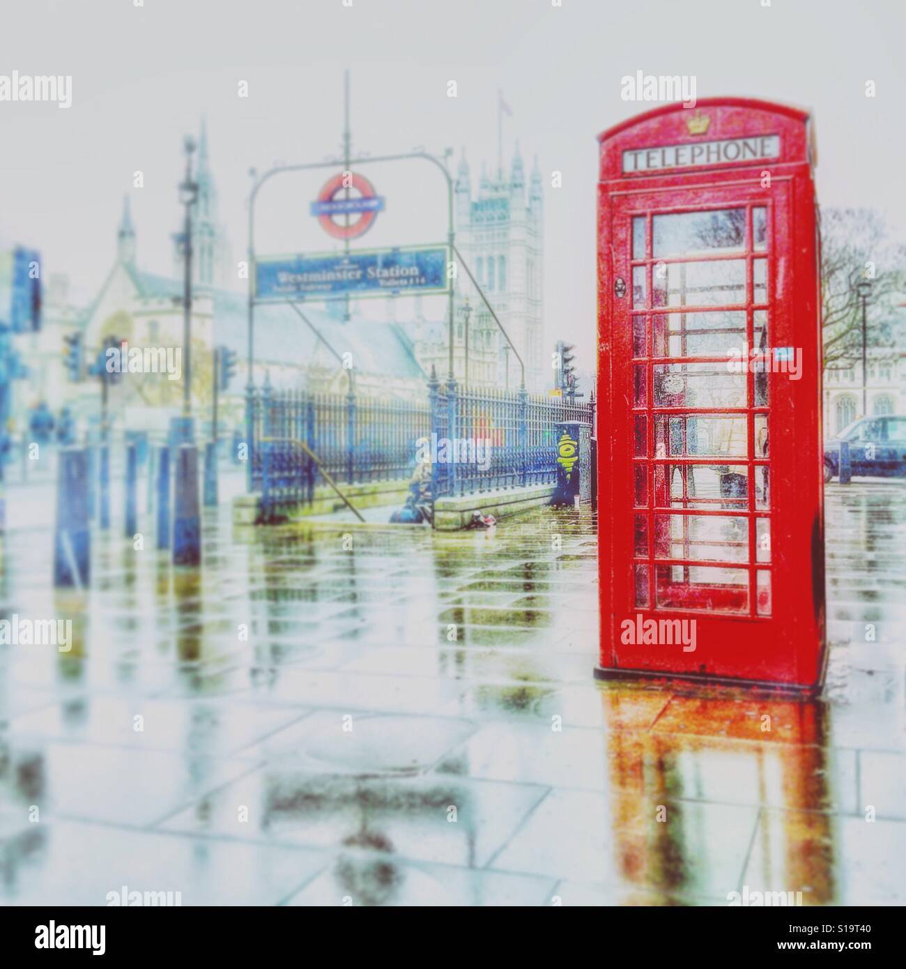 Ein Regentag in Westminster, London - Smartphone-aufgenommenes Stockfoto