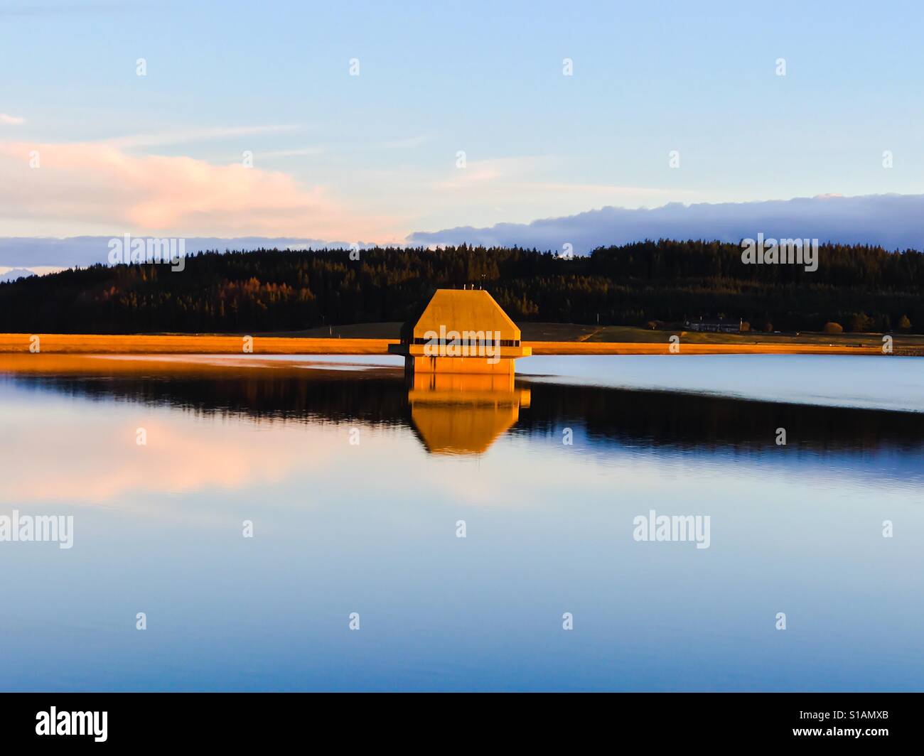 Goldene Stunden im Kielder Water, Northumberland Park, England Stockfoto