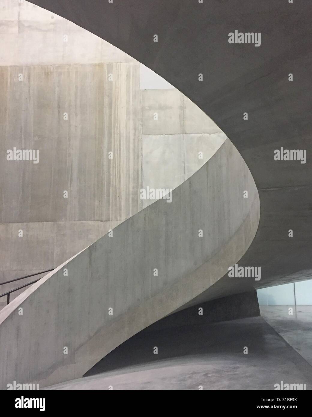 Betontreppe im Tate Modern Schalter House Stockfoto