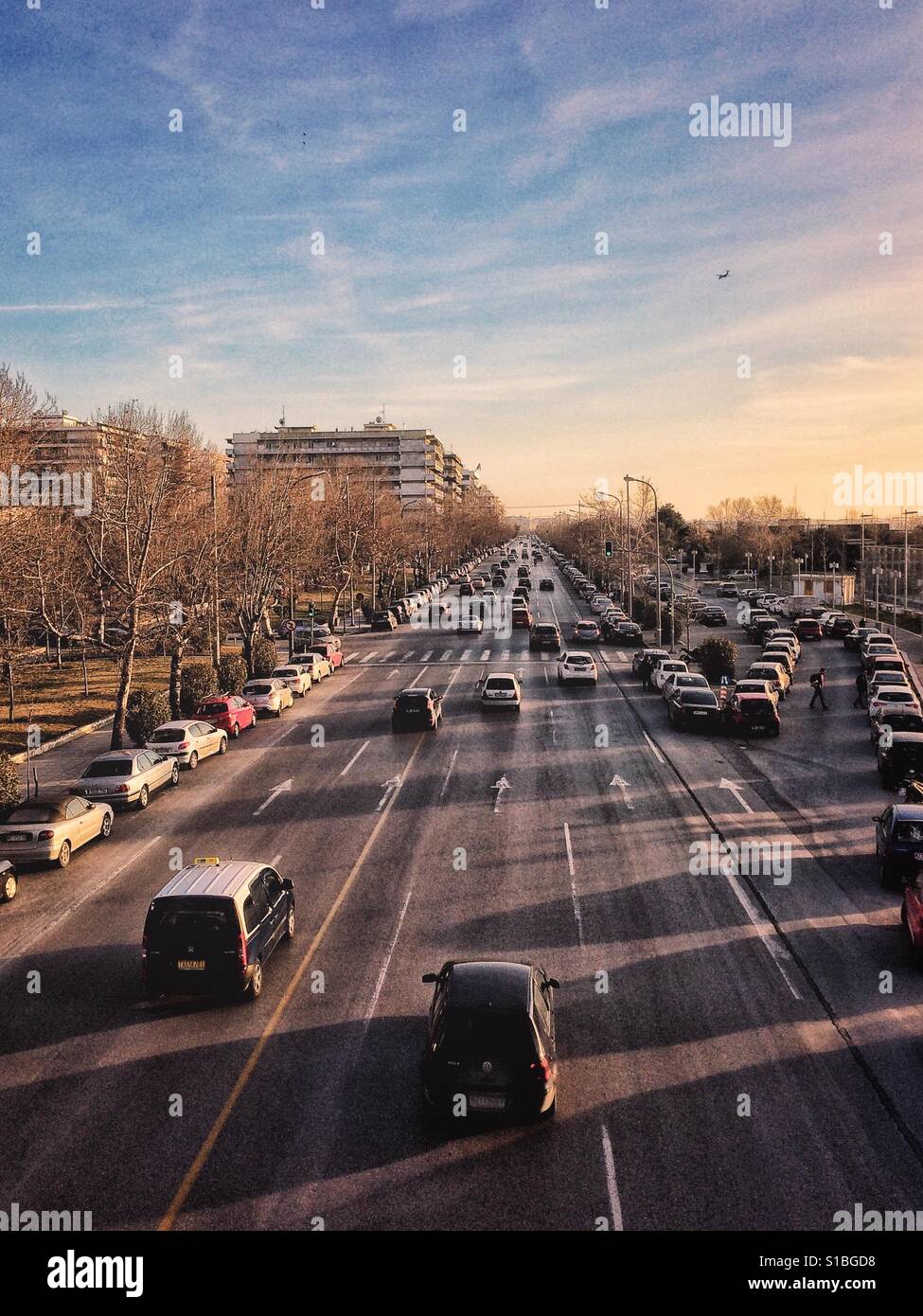 Thessaloniki, Griechenland-Alexander der große Allee-Verkehr Stockfoto